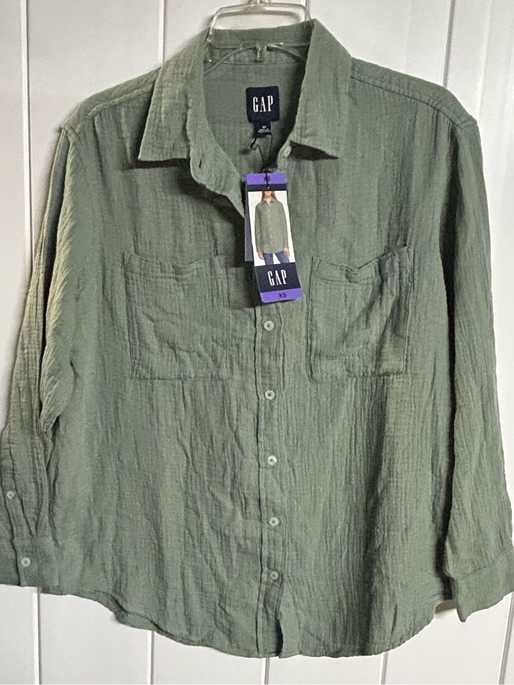 NWT Women’s Gap Crinkle Lightweight Long Shirt